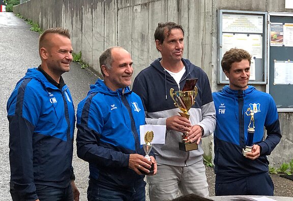 Tennis_Siegerehrung_2020_HP.jpg  